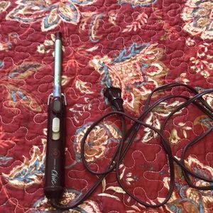 Tiny barrel curling iron by Chic